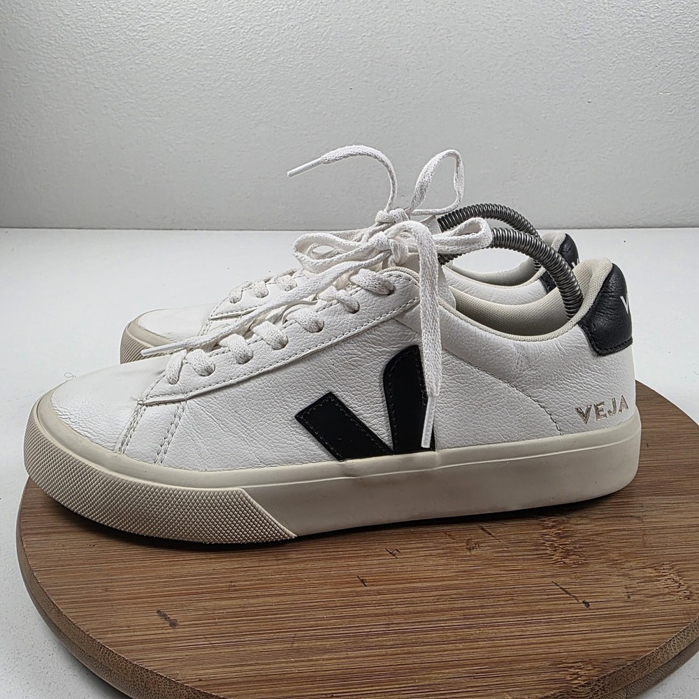 Veja Shoes Womens Size 10 White Black Leather Low Top Lace Up Sneakers